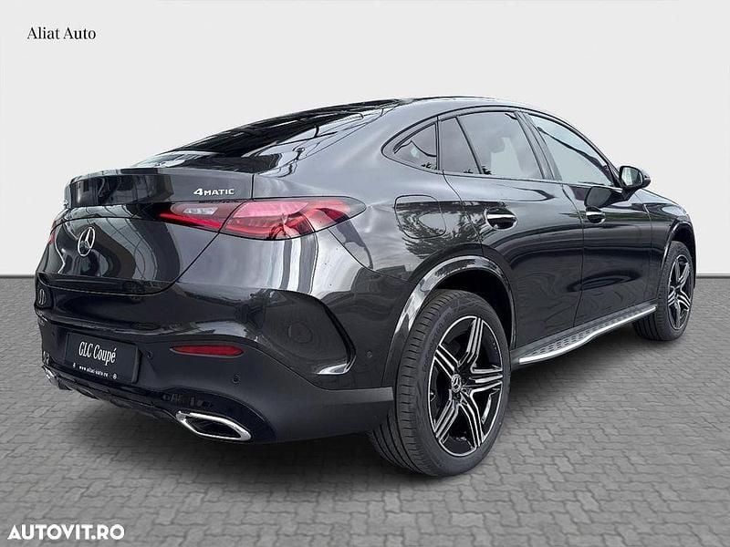 Nouă Mercedes GLC300 313 CP (230 kW) 2025 Culoaregri Coupe