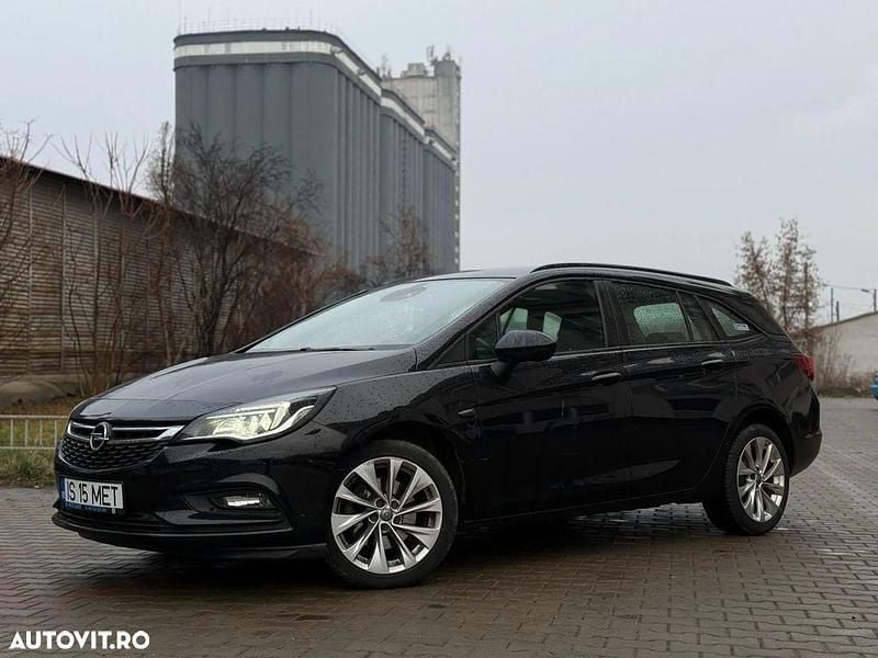 Culoarenegru Utilizat 2018 Opel Astra Active Break | 7.950 EUR (Preț OK) - Imagine 1/4