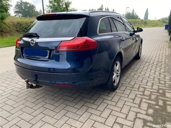 Second-hand Opel Insignia OPC 160 CP (117 kW) 2010 Albastru Break