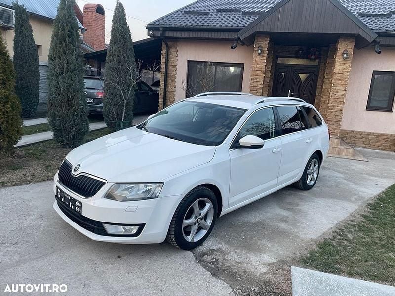 Second-hand Skoda Octavia 150 CP (110 kW) 2014 Culoarealb Hatchback