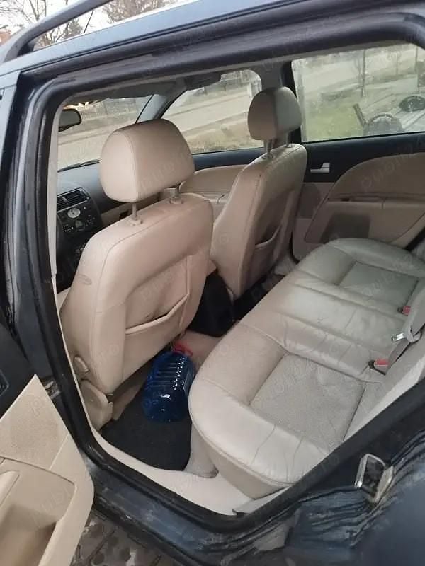 Second-hand Ford Mondeo 136 CP (100 kW) 2003 Break