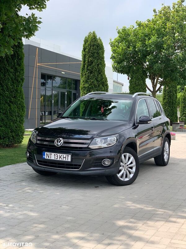 Negru Utilizat 2012 VW Tiguan SUV | 8.500 EUR (Preț bun) - Imagine 1/4