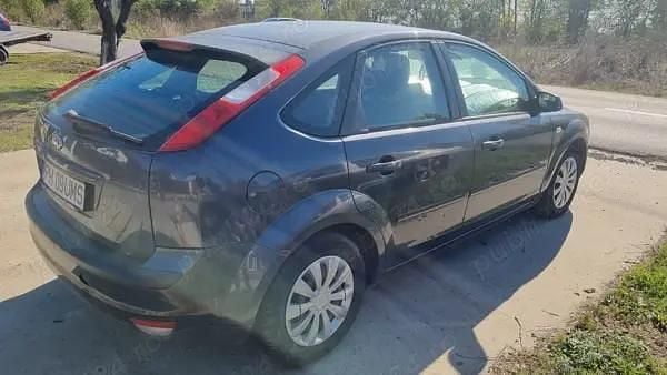 Utilizat 2007 Ford Focus Hatchback | 2.500 EUR (Preț OK) - Imagine 1/4