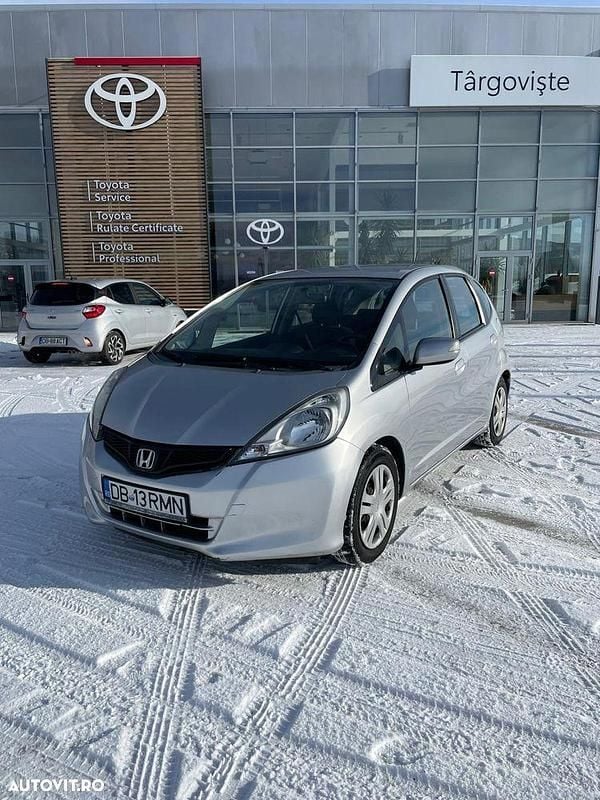 Culoaregri Utilizat 2011 Honda Jazz Hatchback | 3.000 EUR - Imagine 1/4