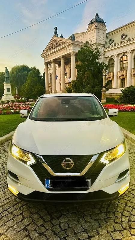 Alb Utilizat 2019 Nissan Qashqai N-Connecta SUV | 14.990 EUR (Preț OK) - Imagine 1/4