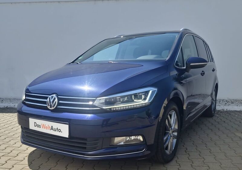 Albastru inchis metalic perleffect Utilizat 2016 VW Touran Highline Monovolum | 17.900 EUR - Imagine 1/4