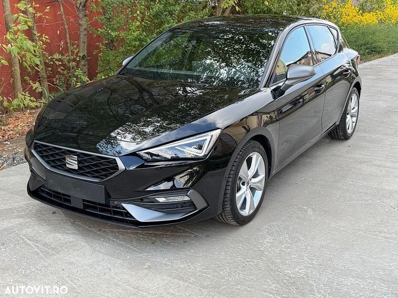 Culoarenegru Utilizat 2025 Seat Leon Hatchback | 21.900 EUR (Scump) - Imagine 1/4