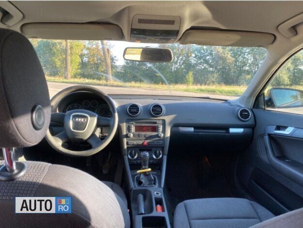 Negru Utilizat 2008 Audi A3 Hatchback | 2.400 EUR (Super Preț) - Imagine 1/1