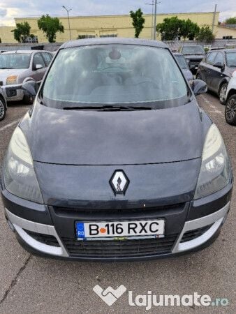 Utilizat 2011 Renault Scénic III Monovolum | 2.899 EUR (Preț bun) - Imagine 1/3
