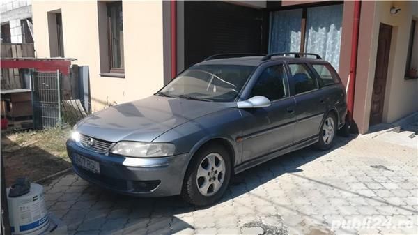 Second-hand Opel Vectra 2001 Gri Berlinǎ