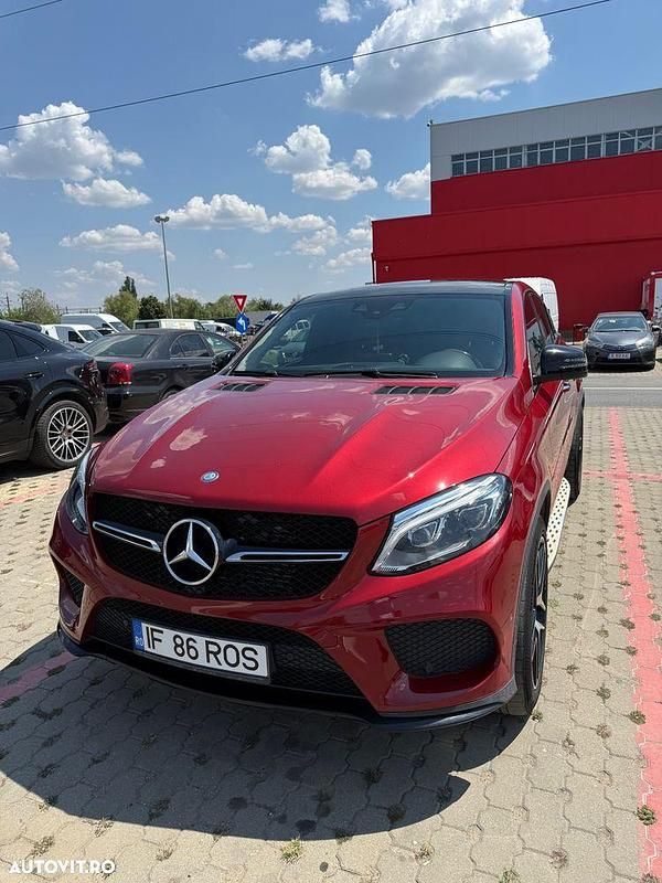 Rosu Utilizat 2016 Mercedes GLE350 Coupe | 37.000 EUR (Preț OK) - Imagine 1/4