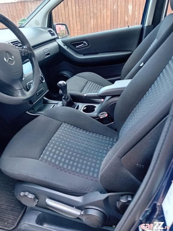 Second-hand Mercedes A180 2010