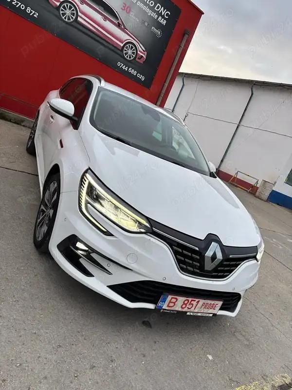 Second-hand Renault Mégane GrandTour Bose Edition 140 CP (102 kW) 2021 Alb Break