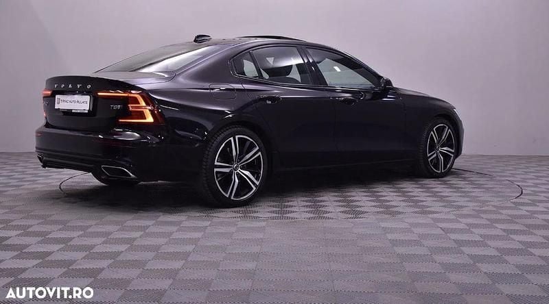 Second-hand Volvo S60 Ultimate 455 CP (334 kW) 2020 Culoarenegru Berlinǎ