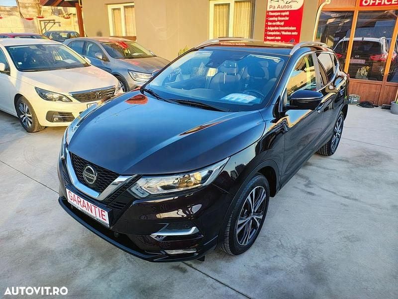 Second-hand Nissan Qashqai N-Connecta 140 CP (102 kW) 2019 Culoaremaro SUV