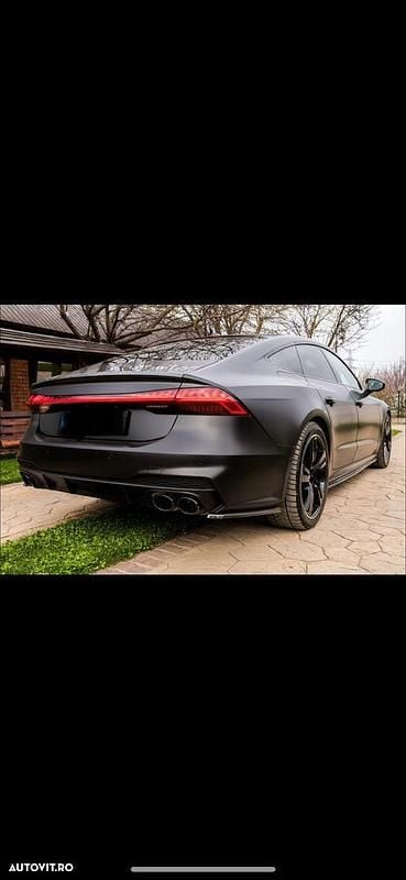 Second-hand Audi A7 S-Line 340 CP (250 kW) 2018 Culoarenegru Hatchback