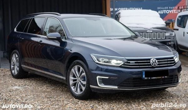 Utilizat 2017 VW Passat GTE Break | 13.360 EUR (Super Preț) - Imagine 1/4