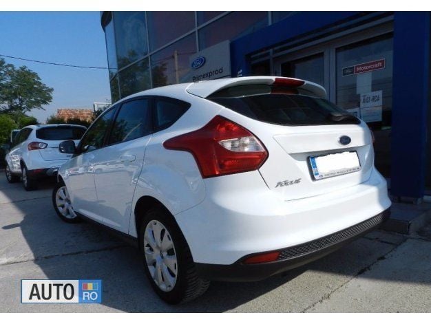 Second-hand Ford Focus 95 CP (69 kW) 2013 Alb Break