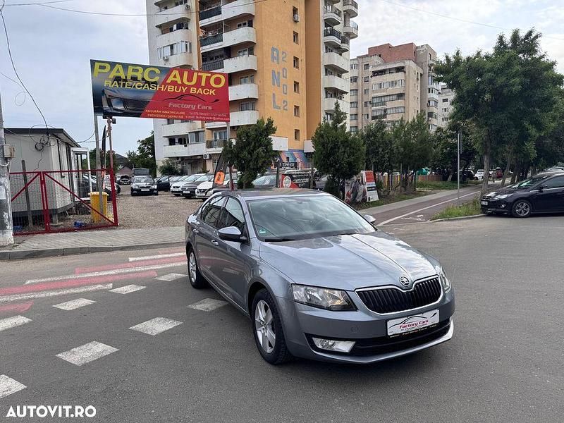 Culoareargint Utilizat 2013 Skoda Octavia Business Line Berlinǎ | 7.200 EUR (Scump) - Imagine 1/4