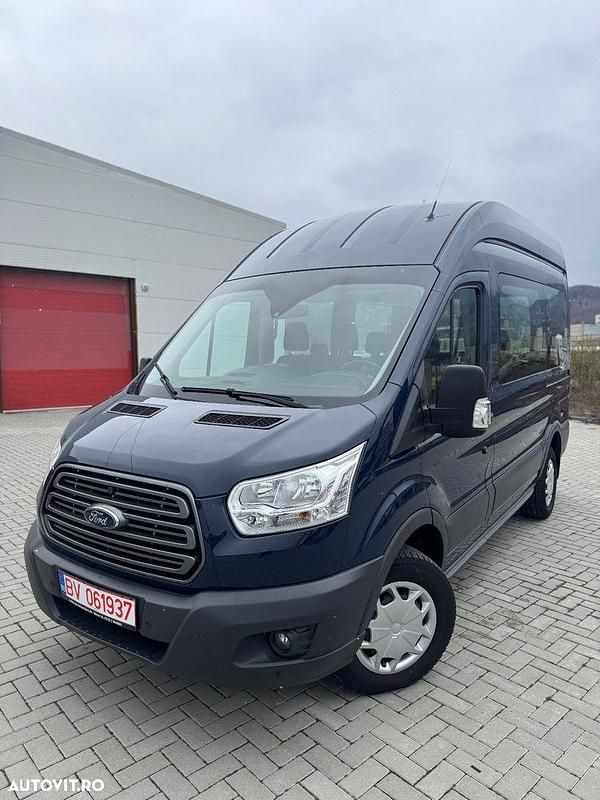 Culoarealbastru Utilizat 2019 Ford Transit Trend Monovolum | 14.850 EUR (Preț OK) - Imagine 1/4