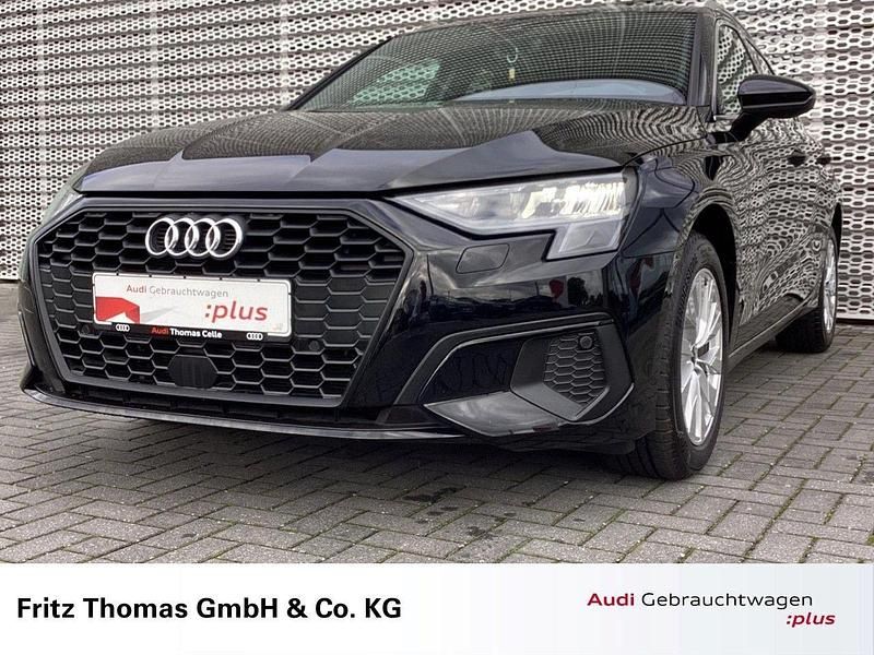 Negru Utilizat 2022 Audi A3 Sportback e-tron Hatchback | 27.601 EUR (Puțin scump) - Imagine 1/1