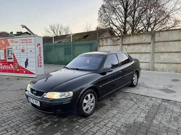 Second-hand Opel Vectra 105 CP (77 kW) 2002 Berlinǎ