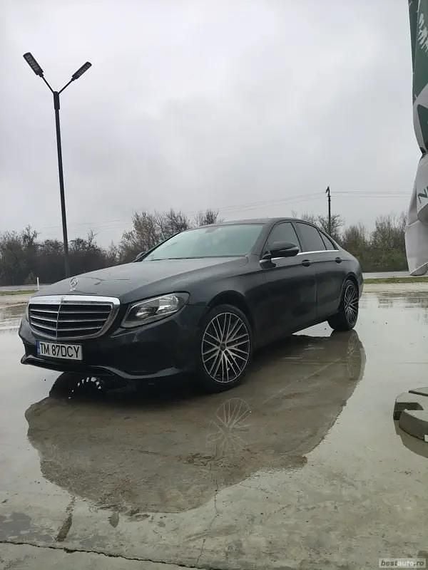 Utilizat 2016 Mercedes A200 Berlinǎ | 16.000 EUR - Imagine 1/4