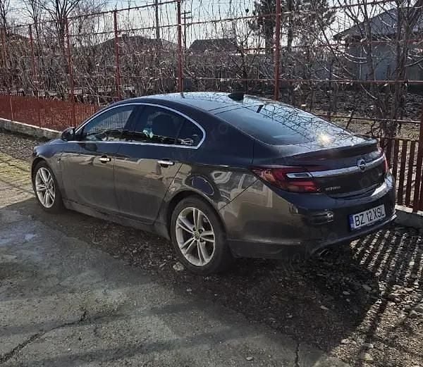 Second-hand Opel Insignia 163 CP (119 kW) 2015 Berlinǎ