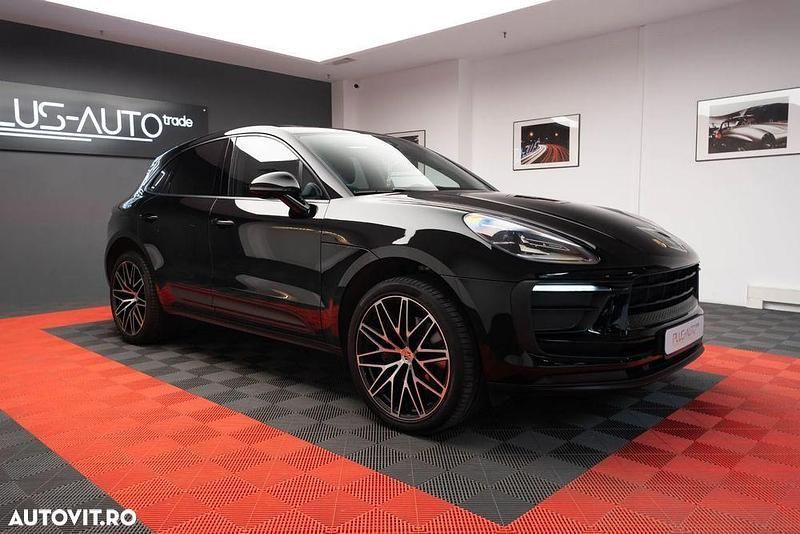 Negru Utilizat 2023 Porsche Macan SUV | 69.990 EUR (Puțin scump) - Imagine 1/4