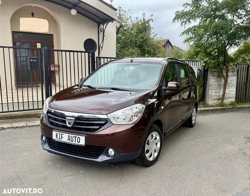 Culoarealte culori Utilizat 2017 Dacia Lodgy Monovolum | 7.390 EUR (Preț OK) - Imagine 1/4