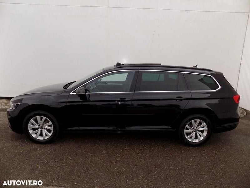 Second-hand VW Passat Business 150 CP (110 kW) 2022 Culoarenegru Break