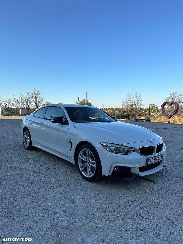 Culoarealb Utilizat 2015 BMW 428 Sport Line Coupe | 17.500 EUR - Imagine 1/4