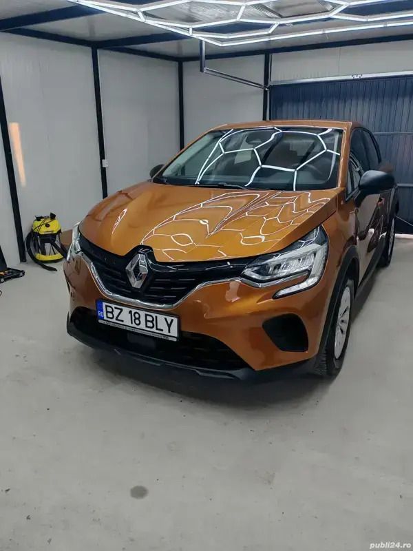 Portocaliu Utilizat 2020 Renault Captur SUV | 12.500 EUR (Preț OK) - Imagine 1/4