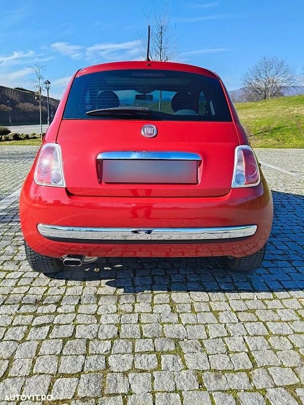 Second-hand Fiat 500 69 CP (50 kW) 2014 Culoarerosu Hatchback