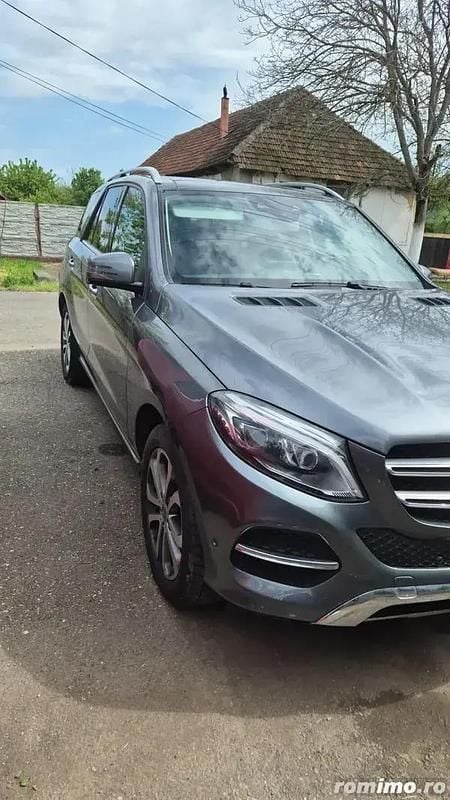 Second-hand Mercedes GLE400 333 CP (244 kW) 2018 SUV