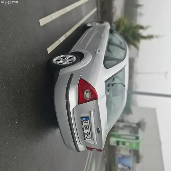 Gri Utilizat 2007 Ford Focus Berlinǎ | 2.200 EUR (Preț OK) - Imagine 1/4