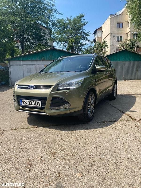 Galbeuriu Utilizat 2014 Ford Kuga SUV | 9.250 EUR (Preț OK) - Imagine 1/4