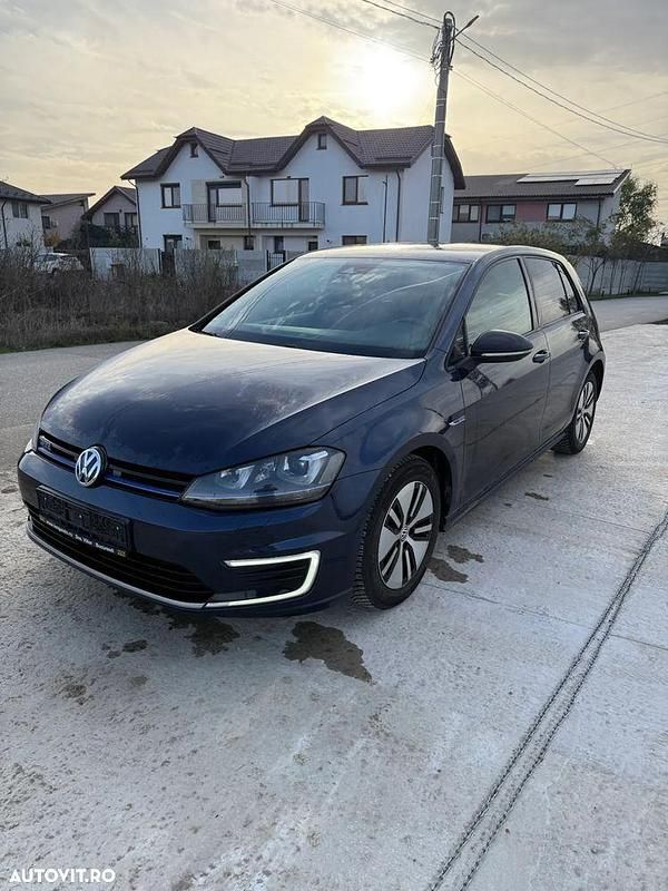Second-hand VW Golf VII GTE 204 CP (150 kW) 2016 Culoarealbastru Hatchback