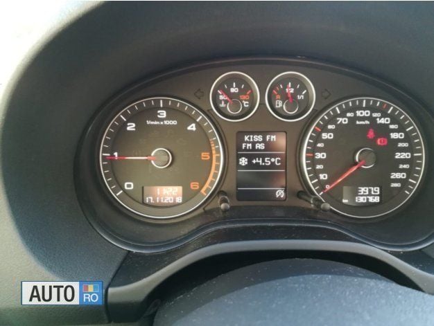 Second-hand Audi A3 105 CP (77 kW) 2010 Negru Hatchback