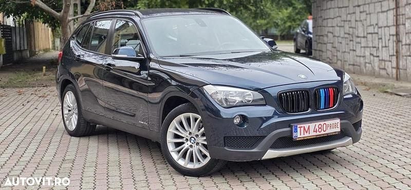 Culoarealbastru Utilizat 2014 BMW X1 Efficient Dynamics SUV | 9.150 EUR (Super Preț) - Imagine 1/4
