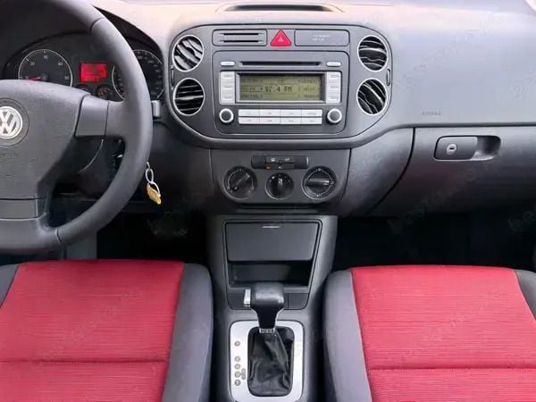 Utilizat 2007 VW Golf Plus Cross Edition Monovolum | 4.299 EUR (Preț OK) - Imagine 1/4