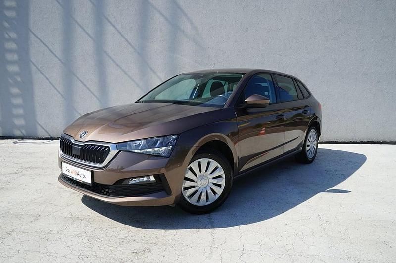 Maro Utilizat 2020 Skoda Scala Ambition Hatchback | 13.900 EUR (Super Preț) - Imagine 1/4
