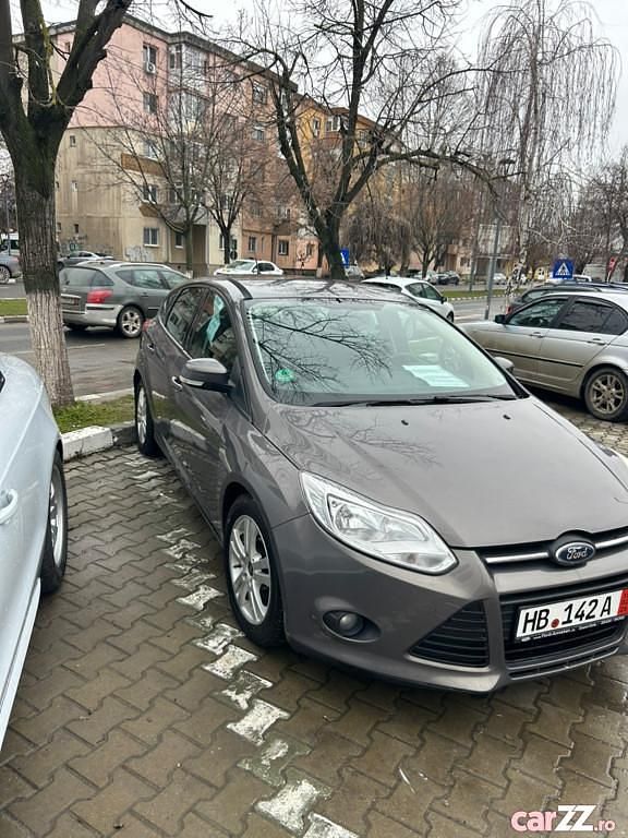 Second-hand Ford Focus 240 CP (176 kW) 2011 Gri Berlinǎ