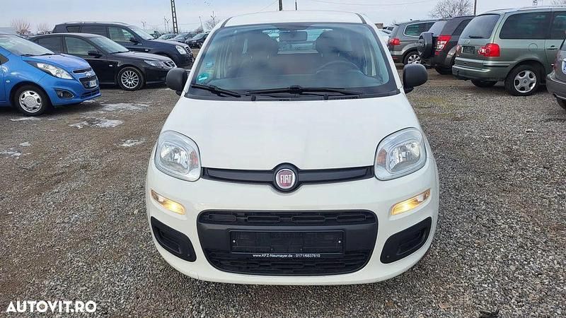 Second-hand Fiat Panda 69 CP (50 kW) 2012 Culoarealb Hatchback