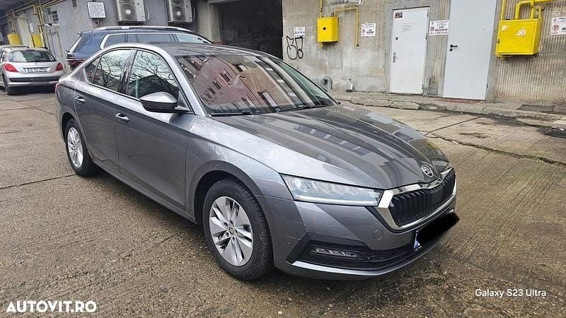 Second-hand Skoda Octavia Ambition 115 CP (84 kW) 2023 Culoaregri Berlinǎ