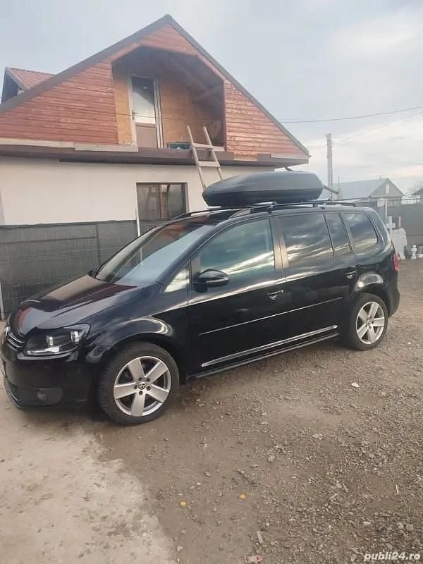 Utilizat 2014 VW Touran Monovolum | 7.000 EUR (Preț OK) - Imagine 1/4