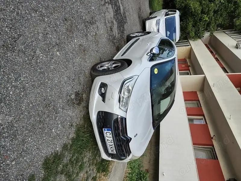 Utilizat 2011 DS Automobiles DS4 Hatchback | 6.100 EUR - Imagine 1/4