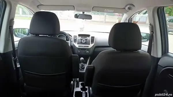 Second-hand Kia Venga 130 CP (95 kW) 2016 Gri Hatchback