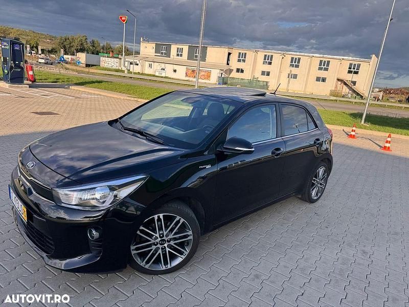 Culoarenegru Utilizat 2017 Kia Rio Platinum Edition | 8.799 EUR (Scump) - Imagine 1/4