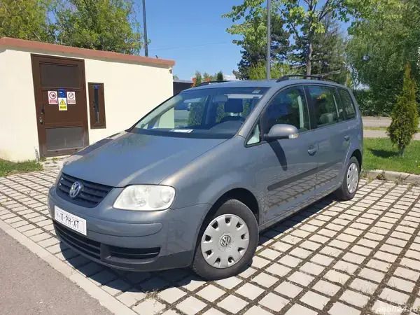 Utilizat 2006 VW Touran Monovolum | 2.390 EUR (Preț OK) - Imagine 1/4